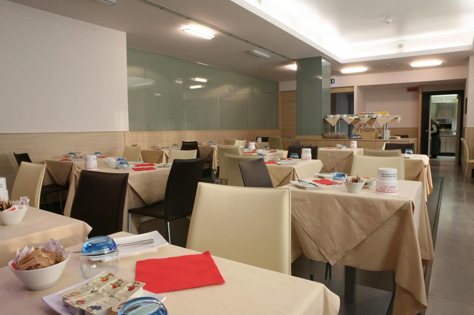 Hotel Mito Ossona Εξωτερικό φωτογραφία